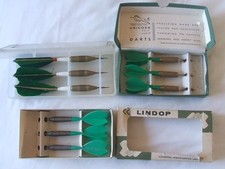 BUNDLE OF VINTAGE DARTS SETS -