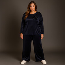 ROCKTHOSECURVES WOMENS Velvet