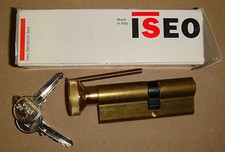 ISEO 822945357 cylinder turn lock ( L=80 , C=45 , D=35 OTT )