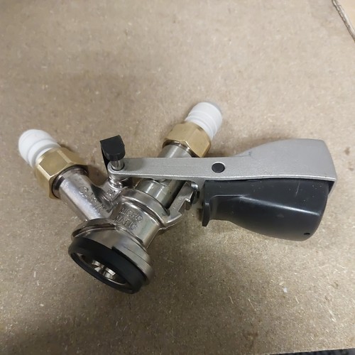 Brand new type - keg, coupler