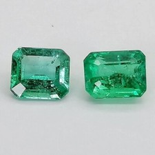 Beautiful Pair of Glistening Colombian Emeralds from the Muzo Mine