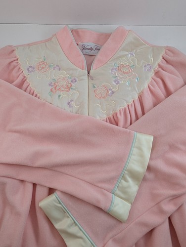 Vintage vanity fair pink - vintage,