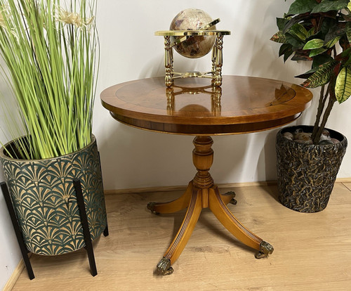 Yew wood circular occasional - wood,