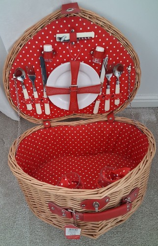 Debenhams vintage heart - vintage,