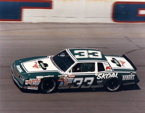 Driving skoal bandit - driving,
