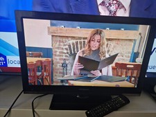 Polaroid 22" TV DVD freeview  with remote - very good condition 