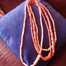 4 X VINTAGE FAUX CORAL NECKLACES. 