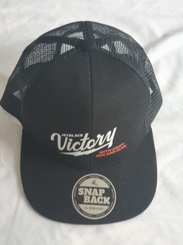 Legend embroidered logo - embroidered,