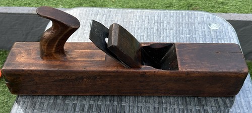 Very old wooden inch - 17,