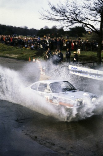 Jimmy mcrae ian muir vauxhall - jimmy,