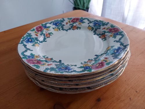 Vintage royal cauldon - x,