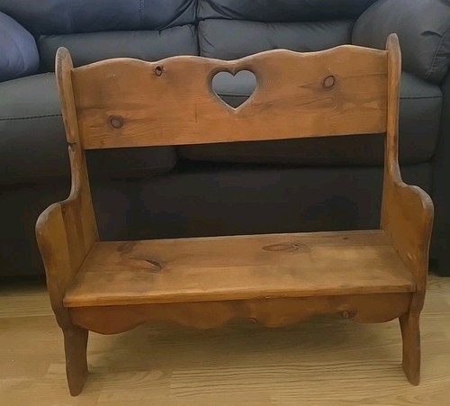 Large country farmhouse - 25",