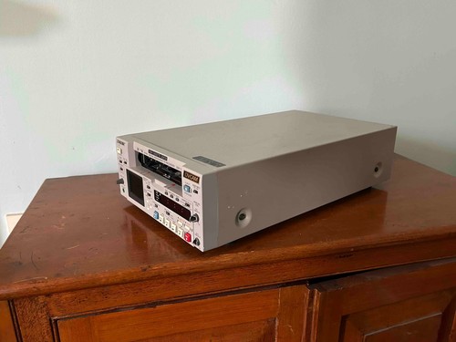 Sony dsr dvcam minidv tape - sony,