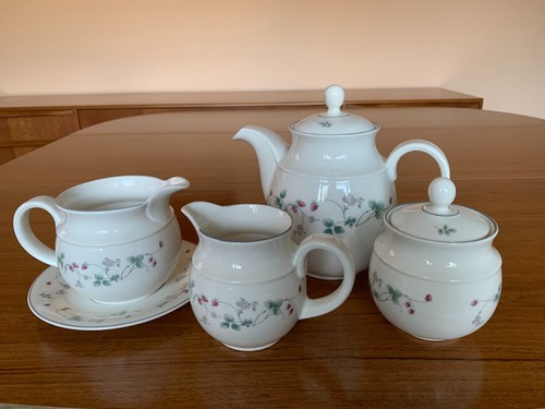 Royal doulton strawberry fayre - royal,