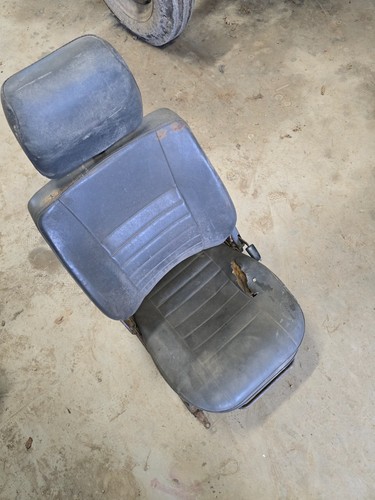 Land rover defender seat - land, one