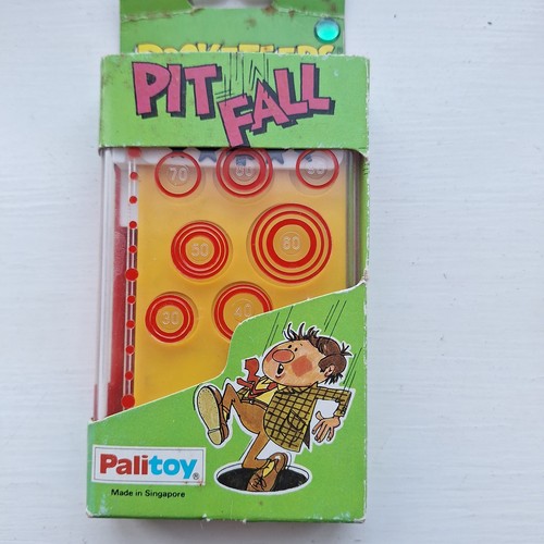 Pit fall vintage pocketeers - pit,