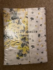 LAURA ASHLEY SWEETPEA BOUQUET