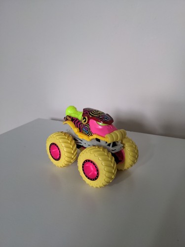 Monster jam hot wheels bash - jam,