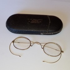 ANTIQUE CASED 'PEAKY BLINDERS
