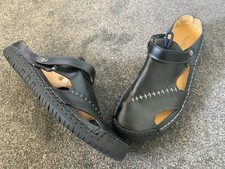 Men's Black Sandals/ Beach