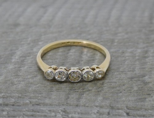 Stunning antique art deco 18ct - stunning,