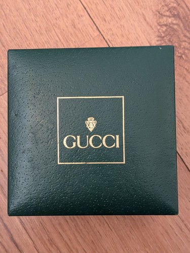 Gucci watch gold tone mother - gucci,