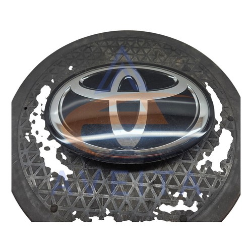 Toyota lux mk8 - toyota,
