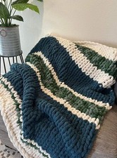 Chunky Knit Blanket – Large Thick Yarn Throw – Hand Knitted Cosy Bed Sofa Decor