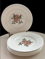 Set of 5 The Wedgwood "Briar Rose" pattern Dessert plates