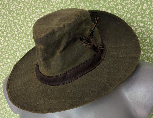 Barbour wax hat d595 olive - barbour,
