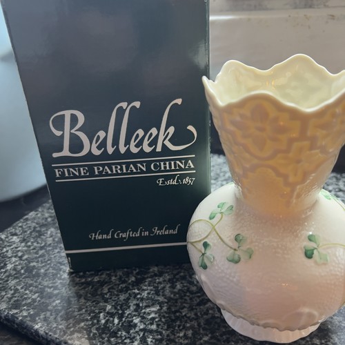 Belleek ireland daisy spill - belleek,