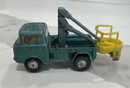 Corgi toys jeep 150 - toys,
