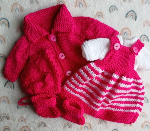 Hand knitted inch - knitted, 16