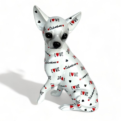 Chihuahua figurine love dogs - love,