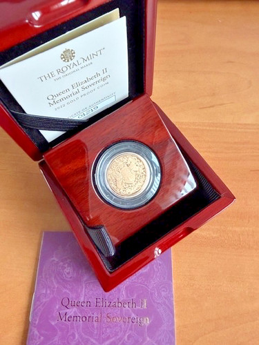 2022 royal mint queen - 2022,