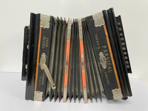 Antique parsifal melodion - antique,