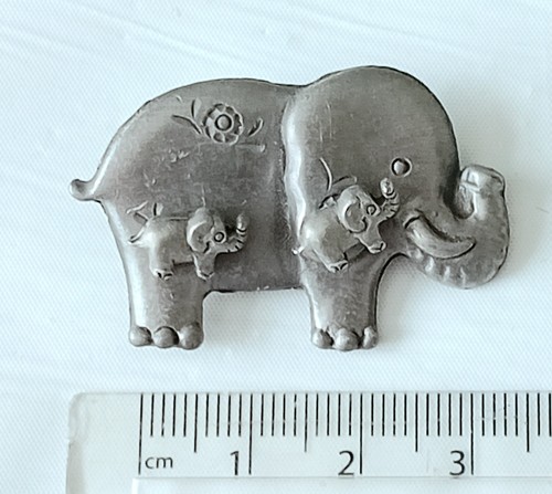 Pewter elephant brooch - pewter, &