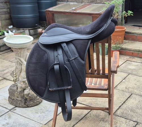 Thorowgood saddle 16in - thorowgood,