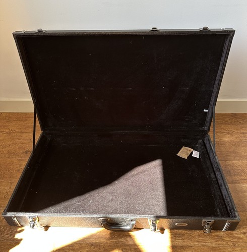 Multi guitar rack case stand - multi,