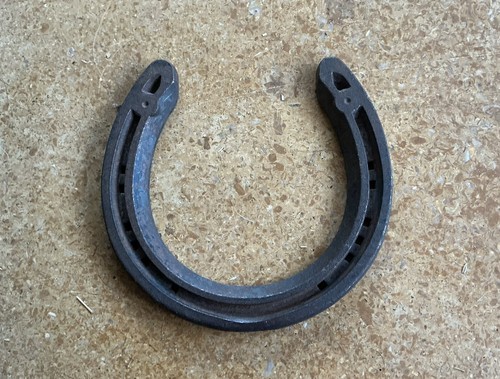 New real large horse shoes - a,