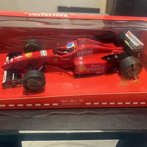 Minichamps ferrari 412 - 1/18,