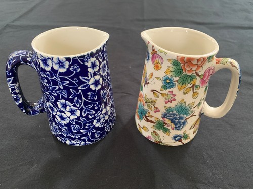 Heron cross pottery jugs - x,