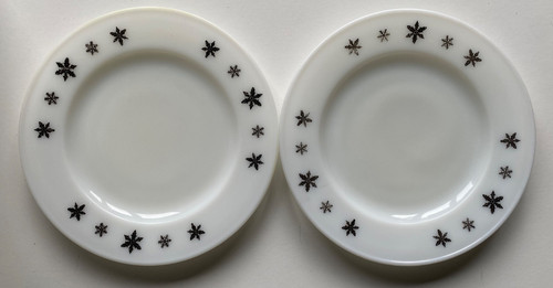Vintage pyrex gaiety snowflake - gaiety,