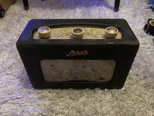 Roberts R200 Vintage Transistor Radio Green Not working battery terminal loose.