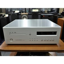 LUXMAN D-08u SACD/CD Player