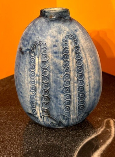 Carn studio pottery pebble bud - studio,