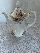 ROYAL ALBERT COTTAGE GARDEN