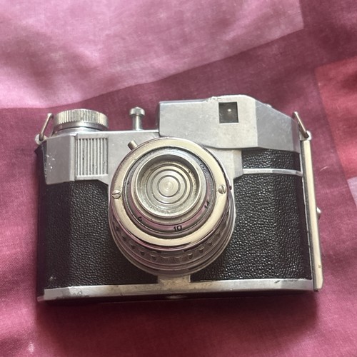 Vintage comet camera made in - vintage, 5
