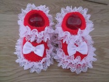 HAND KNITTED ROMANY BABY SHOE/BOOTIES - RED/WHITE FIT 0-3 MTHS/REBORN DOLL-B30