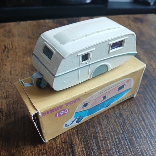 Dinky toys 190 caravan - toys,